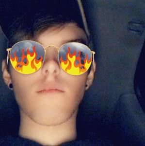 Meet your Posher, Ethan